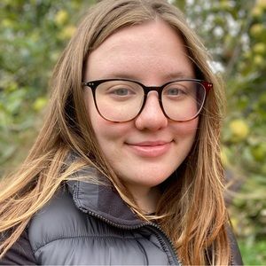 Meet your Posher, Carolyne